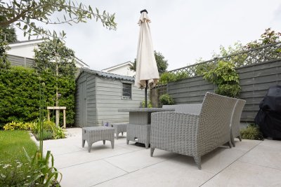Deze bestrating voorkomt wateroverlast in je tuin